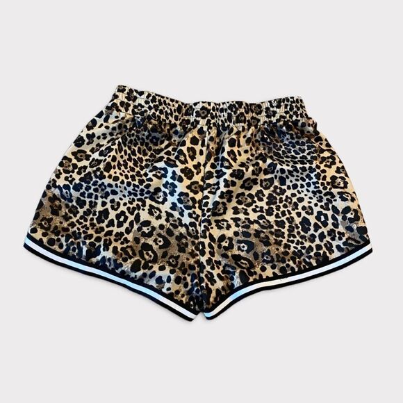 Leopard Print Mini Shorts - Picture 2 of 5